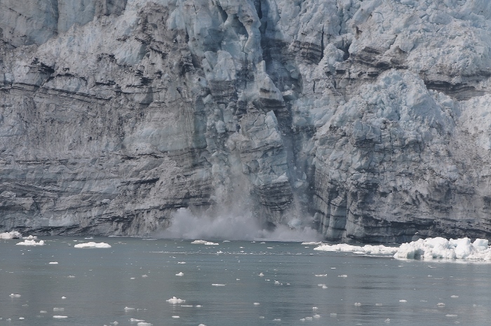 Margerie Glacier calving